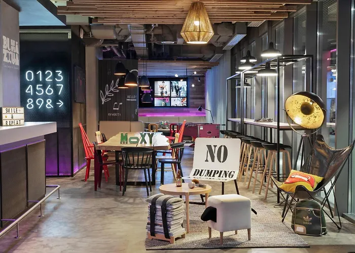 Hotel Moxy Old Town