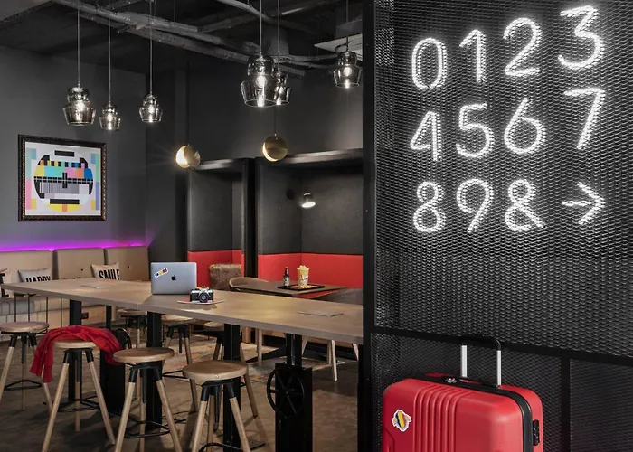 Moxy Old Town Hotel