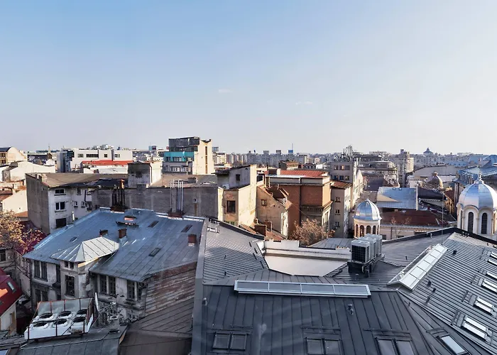 Moxy Old Town Hotel 3*