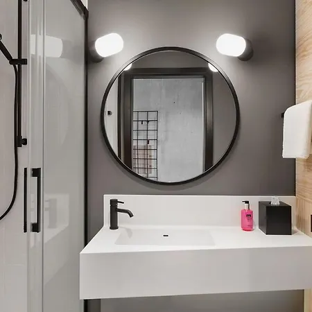 Hotel Moxy Old Town
