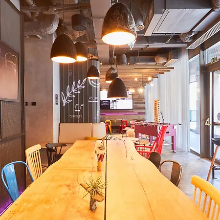 Moxy Old Town 부쿠레슈티