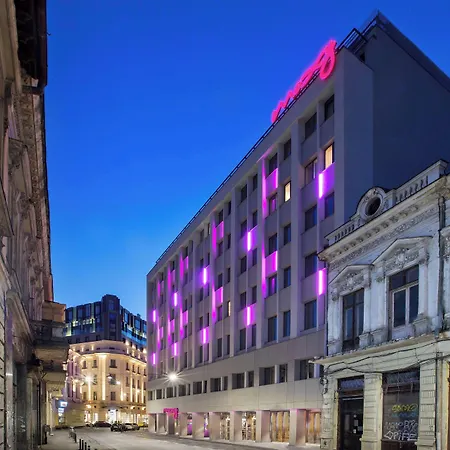 Moxy Old Town 호텔 3*