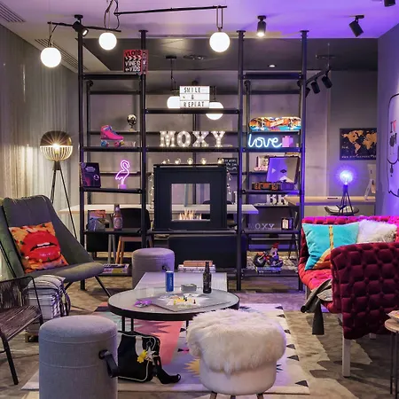 Moxy Old Town 호텔 부쿠레슈티