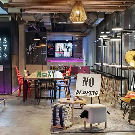 Moxy Old Town 부쿠레슈티