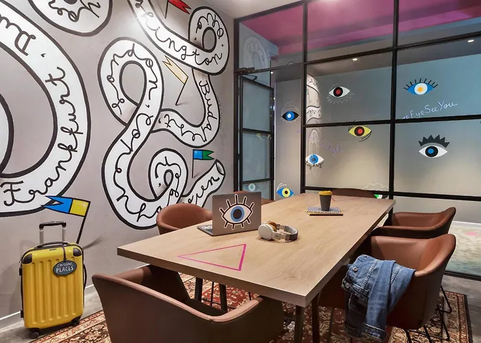 Moxy Old Town 酒店 布加勒斯特