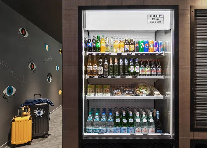 Moxy Old Town 酒店