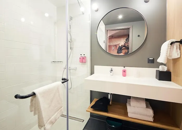 Moxy Old Town Bucureşti