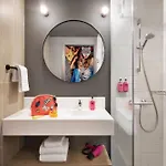 Hotel Moxy Old Town Bucarest