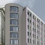 Hotel Moxy Old Town 3*