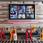 Moxy Old Town Bucarest