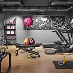 Moxy Old Town Hotel 3*