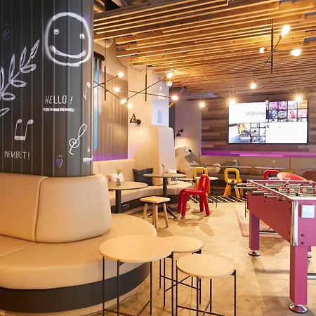 Hotel Moxy Old Town Bukarest